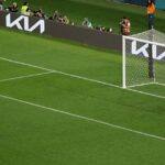 découvrez tout sur les tirs au but : règles, astuces et conseils pour réussir cette épreuve décisive au football. maîtrisez la technique et la psychologie pour faire la différence lors des séances de tirs au but.