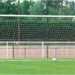découvrez toutes les dimensions réglementaires d’un poteau de football : hauteur, largeur, profondeur et conseils pour bien choisir selon les normes officielles.