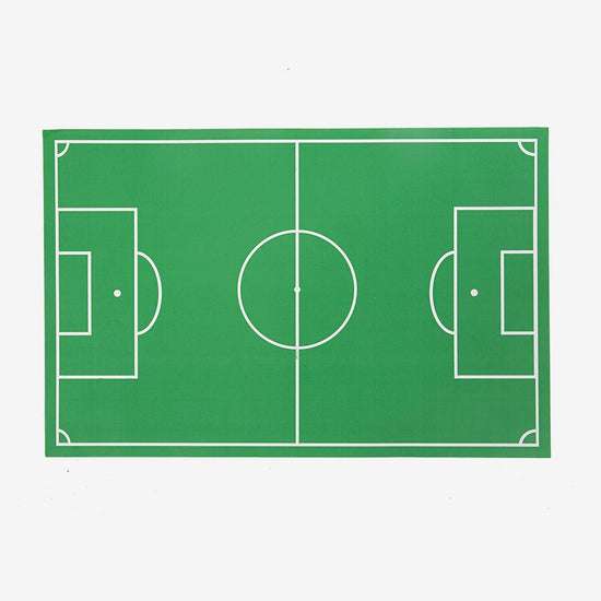 découvrez les dimensions officielles d'un terrain de football à 8 : longueur, largeur, zones spécifiques et réglementations afin d'organiser vos matchs et entraînements dans les règles.