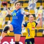 découvrez la durée officielle d'un match de handball, les temps de jeu réglementaires, les pauses et les éventuelles prolongations expliquées simplement.