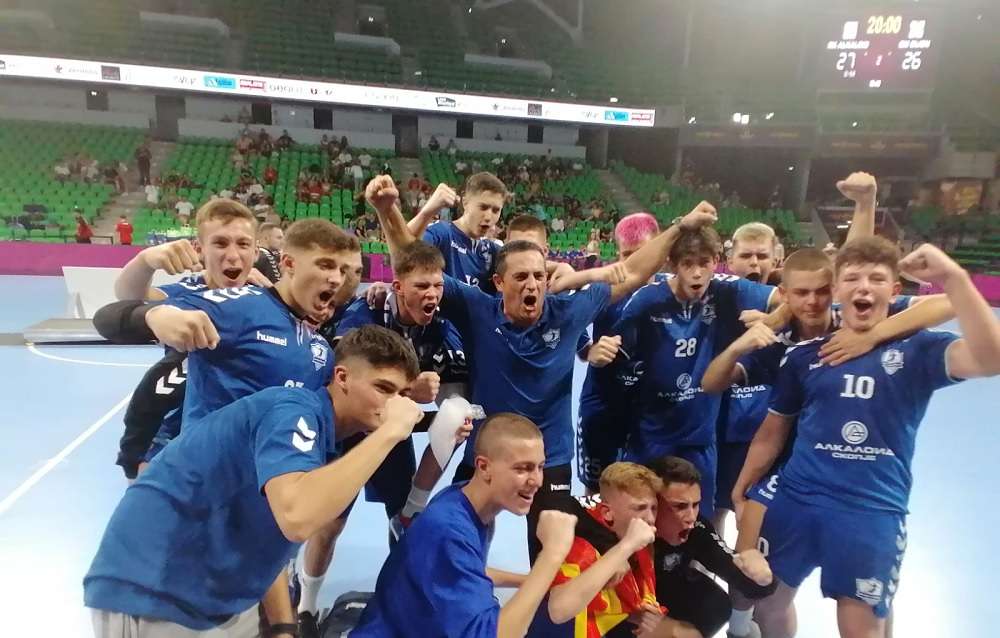 découvrez l'histoire et les succès des pionniers du handball, des figures emblématiques qui ont marqué ce sport par leur passion et leur esprit d'équipe.