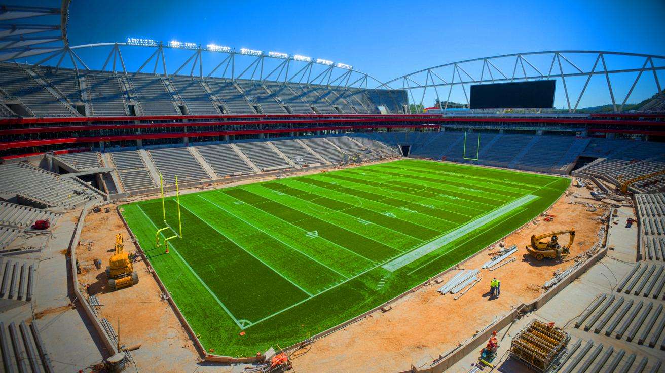 découvrez la superficie d'un stade de football, ses dimensions officielles selon les normes internationales, et les spécificités qui peuvent varier d'un stade à l'autre à travers le monde.