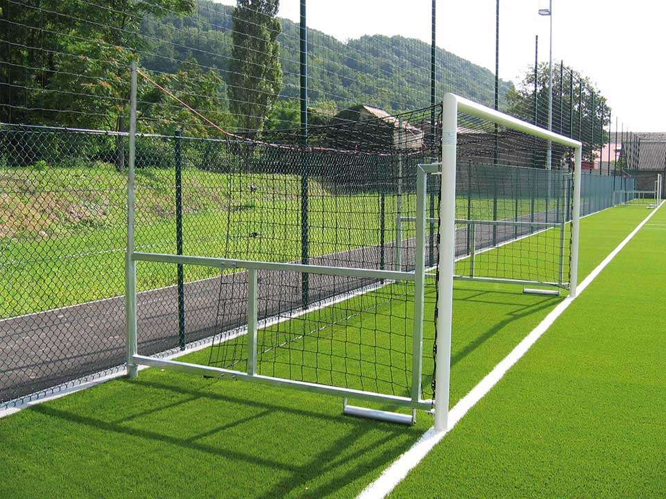 découvrez toutes les informations sur la taille but : dimensions officielles, réglementations et conseils pour bien choisir selon vos besoins sportifs (football, handball, basket, etc.).
