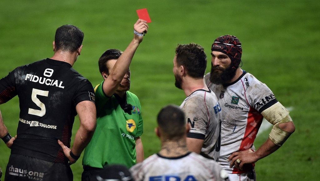 découvrez nos meilleurs conseils pour améliorer votre jeu à la touche au rugby : techniques, astuces et stratégies pour gagner en efficacité sur le terrain.