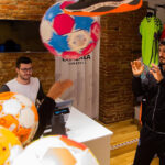 découvrez tout sur le chabala en handball, une technique de tir spectaculaire et efficace qui surprend les gardiens. apprenez comment réaliser un chabala, ses origines, et son importance dans le jeu moderne.