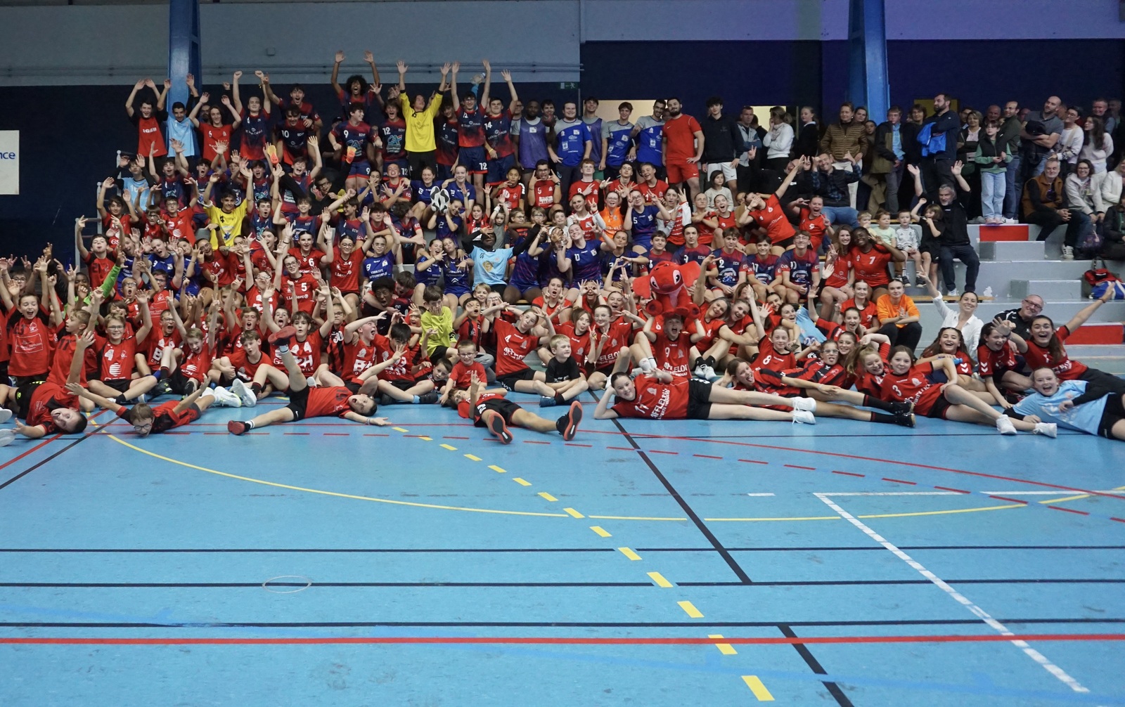 découvrez nos conseils et astuces pour devenir fort en handball : techniques, entraînements, préparation physique et mentale pour progresser rapidement quel que soit votre niveau.