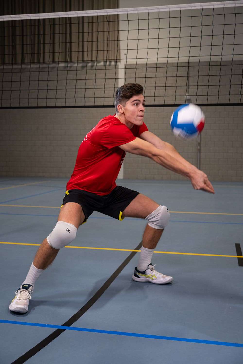 découvrez combien de temps dure un match de volleyball, les règles concernant la durée et le déroulement des sets, ainsi que des conseils pour optimiser votre temps de jeu.