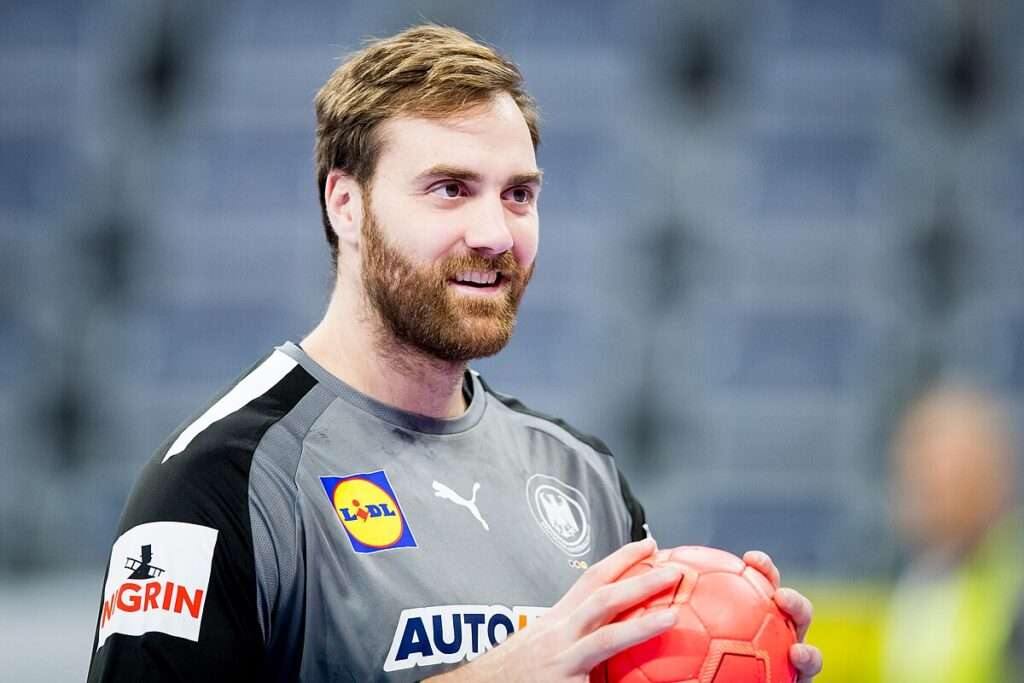 découvrez comment dire 'handball' en allemand, sa prononciation, ses particularités culturelles et l'histoire de ce sport en allemagne.
