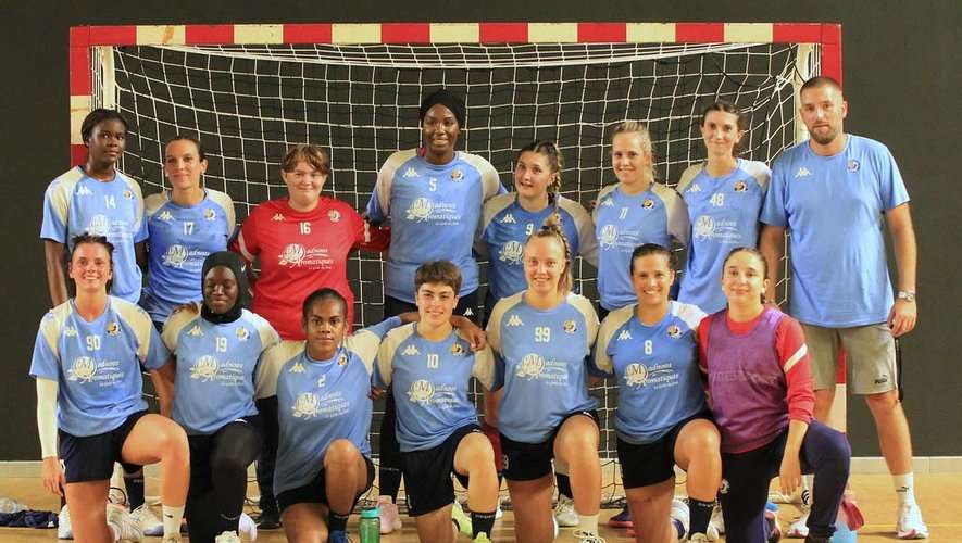 découvrez la prononciation correcte du mot « handball » en français, avec des conseils audio pour bien le dire.