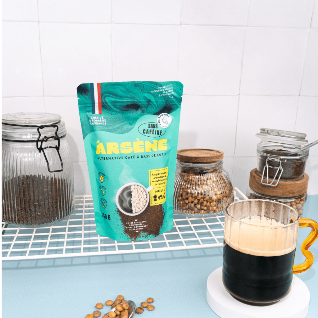 découvrez des alternatives naturelles au café avec la chicorée et le lupin, pour une boisson savoureuse et sans caféine.