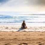 découvrez nos cours de yoga gratuits en ligne pour tous les niveaux. améliorez votre bien-être, votre souplesse et votre sérénité depuis chez vous, à votre rythme.