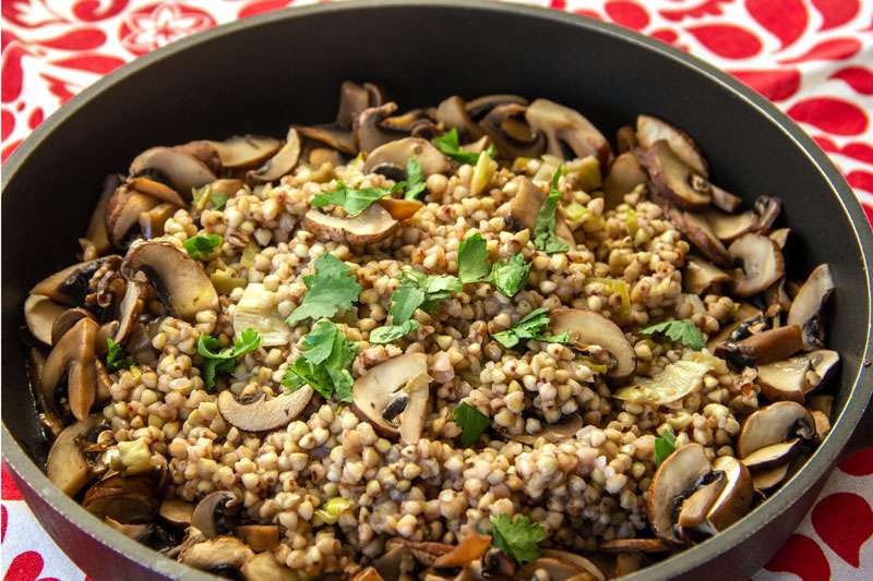 apprenez à cuisiner la kasha de sarrasin facilement avec notre guide simple et rapide pour une cuisson parfaite et savoureuse.