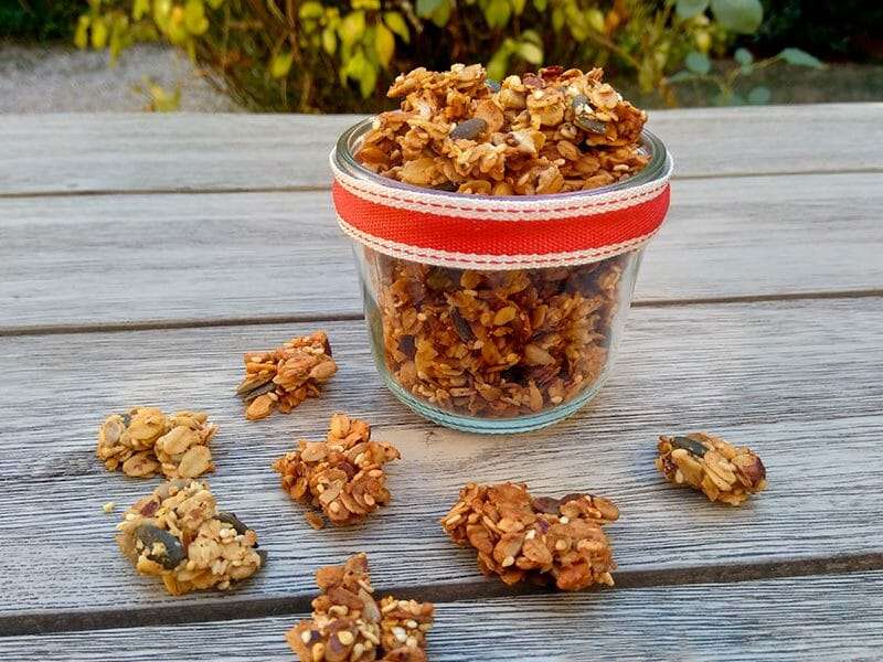 découvrez notre granola salé croustillant, une collation saine et savoureuse parfaite pour apporter du croquant à vos repas ou apéritifs.