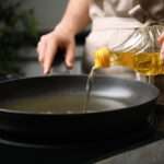 découvrez notre huile de cuisson quotidienne, idéale pour toutes vos préparations culinaires. une huile saine et savoureuse pour sublimer vos plats au quotidien.