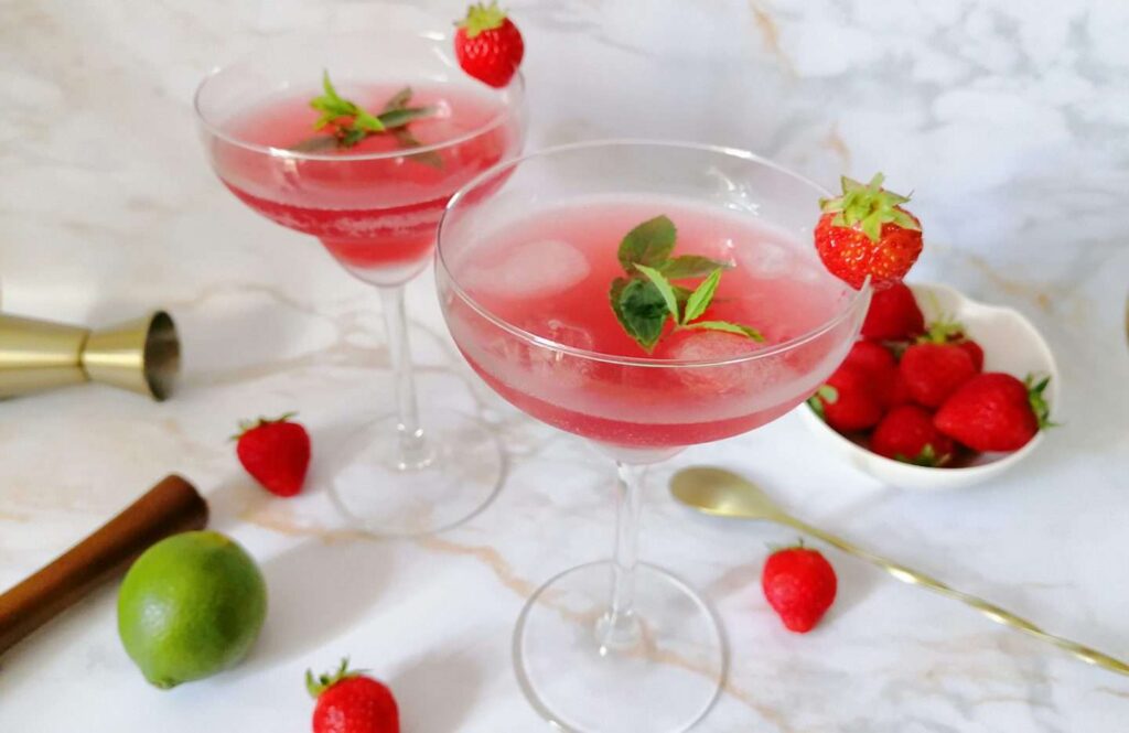 découvrez nos recettes et astuces pour préparer des mocktails sans alcool délicieux et rafraîchissants, parfaits pour toutes les occasions.