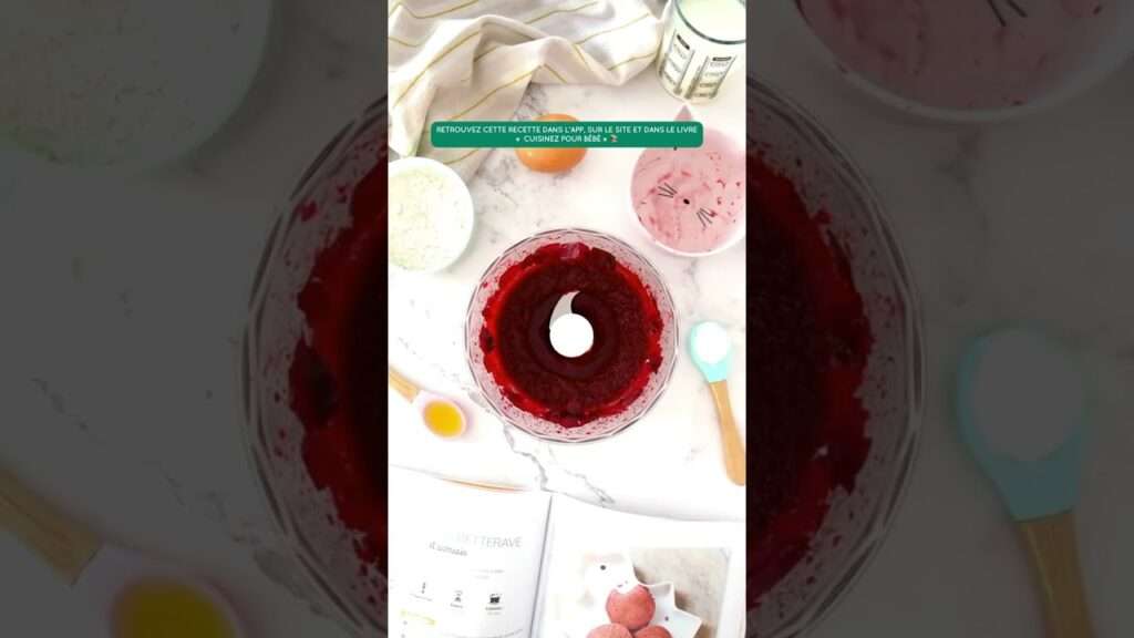 découvrez une recette saine et savoureuse de pancakes à la betterave spécialement conçue pour les bébés, idéale pour introduire de nouvelles saveurs et couleurs dans leur alimentation.