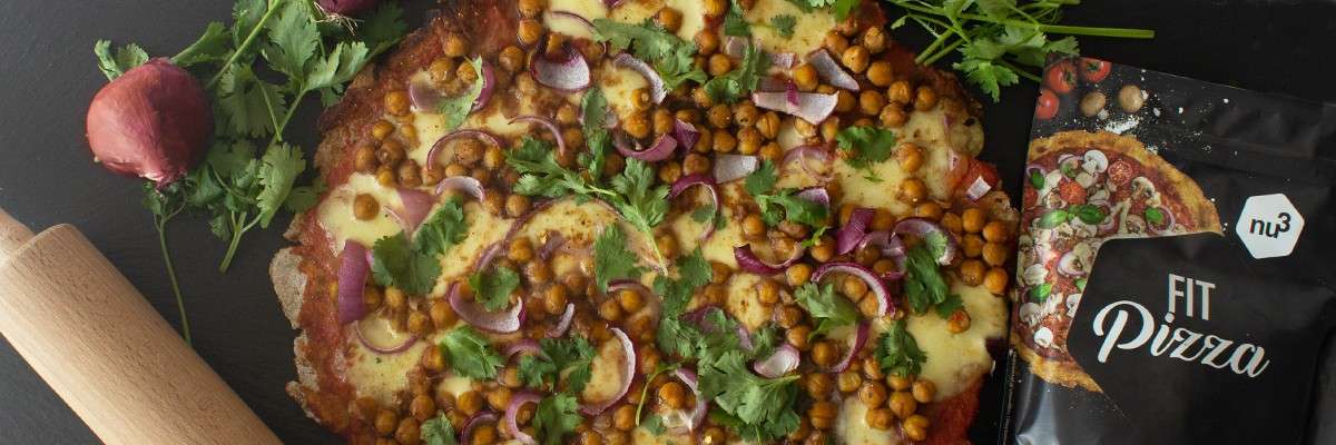 découvrez une recette saine de pizza avec une pâte à base de pois chiches, idéale pour une alternative gourmande et nutritive.