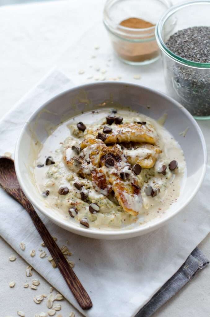 découvrez notre recette de porridge protéiné sain et énergétique, parfaite pour bien démarrer la journée avec équilibre et vitalité.