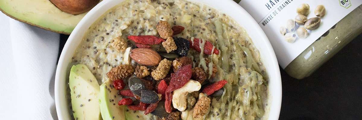 découvrez notre recette de porridge salé, un petit déjeuner gourmand et sain pour bien commencer la journée avec saveurs et énergie.