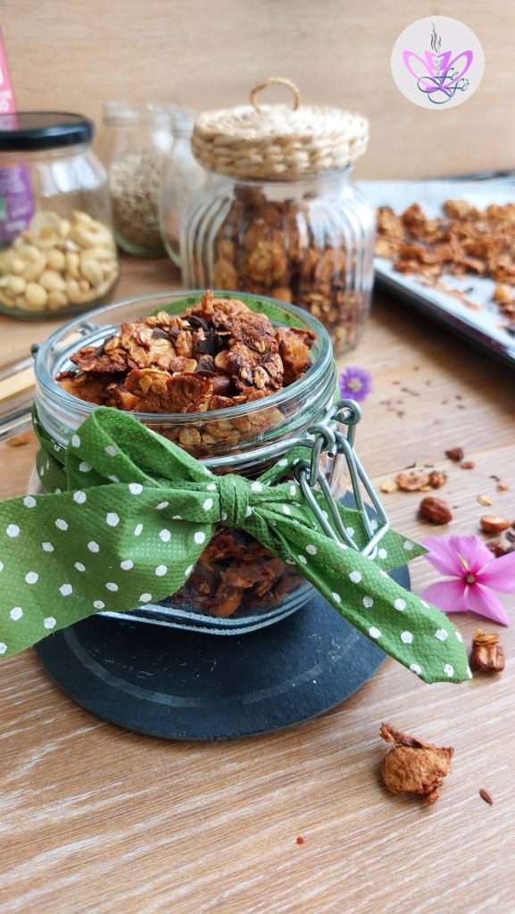 découvrez notre recette facile pour préparer un granola maison sans sucre ajouté, sain et délicieux, parfait pour un petit-déjeuner équilibré.