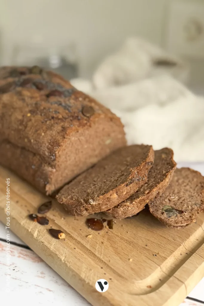 découvrez comment le psyllium améliore la texture et les bienfaits nutritionnels de votre pain pour une recette plus saine et savoureuse.