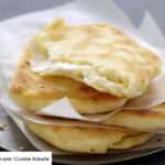 découvrez une recette facile de naan maison, parfaite pour accompagner vos plats indiens préférés. simple, rapide et délicieuse !