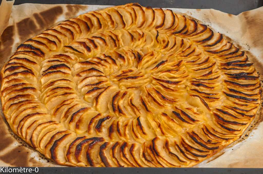 découvrez une recette rapide et healthy de tarte aux pommes, délicieuse et facile à préparer pour un dessert sain et gourmand.